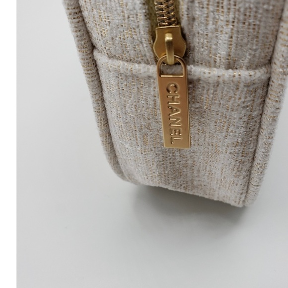 Authentic Chanel 2023 Cosmetic Pouch White Gold - Picture 8 of 8